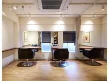 矢島美容室 西荻窪店の雰囲気（落ち着いた空間で、初めての方でも安心できる雰囲気のサロンです）