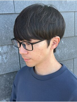 ヒュイル バイ ニアウ(Hwyl by Niau) メンズマッシュセンターパートスパイラルパーマニュアンスパーマ