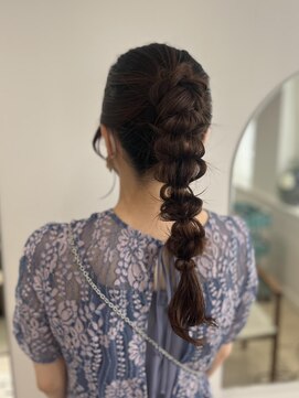 ラ ブランシュ 大宮(La Blanche) 編みおろしポニー/ヘアセット