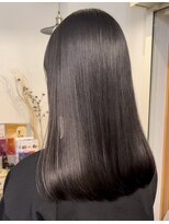 ロッカヘアエジェ(ROCCA hair eje.)&nbsp;ハイライトカラーグロスストレート