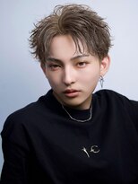 ゴールド 大阪 梅田店(GOALD)&nbsp;フェザーショートフェザーパーマツーブロックセンターパート