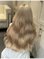 ベレーザ 川越(Beleza)&nbsp;ba16044_ミルクティーベージュハイトーンカラー艶髪ワンホンヘア