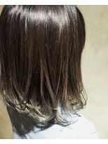 ユニーク(UniQ)&nbsp;【UniQ中平亮】ラベンダーアッシュグラデーションハイライトMIX