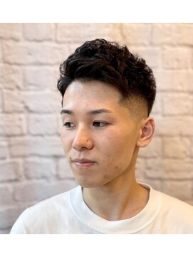 グレイスフルバーバー 新宿パークタワー店 短髪 黒髪ショート ワイルドツーブロック ソフトモヒカン 社会人