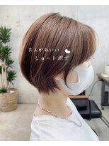 ザシー オモテサンドウ(The C) 大人可愛いショートボブ