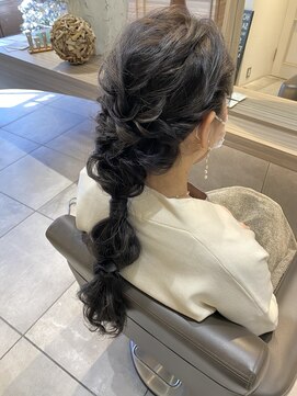 ヘアースタジオ エフ(Hair studio f) 編み下ろしヘアby平松