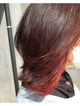 ゴットイール(GOTTO eel) インナーカラー×外ハネレイヤー