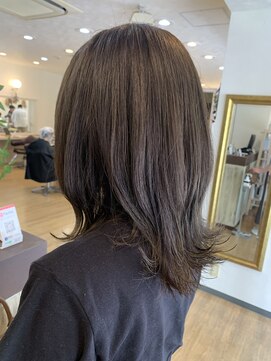 フラット 千葉(Flat.) クビレミディ×マットグレージュ【千葉】