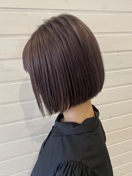 グルーア(GRuA) 切りっぱなしボブ