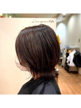 エミュ(emu) くびれショートスタイル