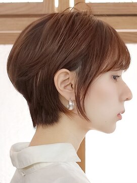ビオ アンド ネイチャー 恵比寿(Bio & Nature) 首長効果バッチリ！スッキリショートボブ ステップボーンカット