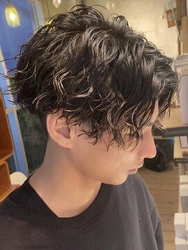 フィフス 栄(fifth) 波巻きスパイラルパーマセンターパートツイストスパイラルパーマ