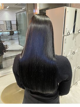 リリー(Lilley) 【西村光平】艶カラー/前髪顔周り/韓国ヘア