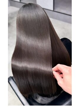 ブレイブ 福岡天神店(BRAVE) 艶グレージュ