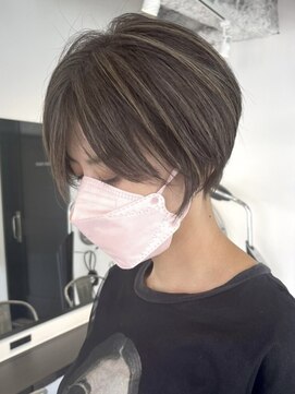 ジルチ ヘアー(Zilch hair) 白髪ぼかし/白髪染め/ショートカット/40代50代/【北堀江】