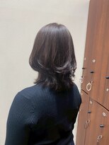 アクセ&nbsp;大人かわいい小顔ナチュラルブラウンくらげカットくびれロング