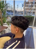 MEN’S HAIR/サーフカール/刈り上げセンターパート/成田