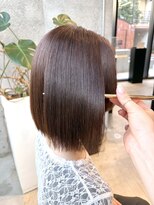 ラブクロムトーキョー オモテサンドウ(LOVECHROME OMOTESANDO)&nbsp;ピンクベージュカラーイメチェン大人可愛い切りっぱなしボブ