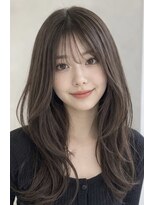 ヘアーエボリューション&nbsp;透明感グレージュ×ふんわりくびれレイヤーロング