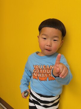 ヘアーメイク ラウラ(Hair+Make RauRa) コボちゃんカット