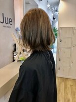 ジュエ ヘアー デザイン(Jue hair design) ミルクティグレージュのハイライトの入ったくびれボブ