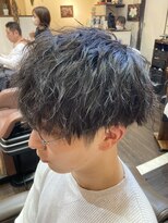 ヘアリゾート リビラ(Hair Resort Revilla) ツイスト強めスパイラル