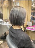 【褪色◎ダークグレー×ボブスタイル
