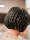ブリーチなしカラー顔まわりレイヤースリークボブ暗めカラー