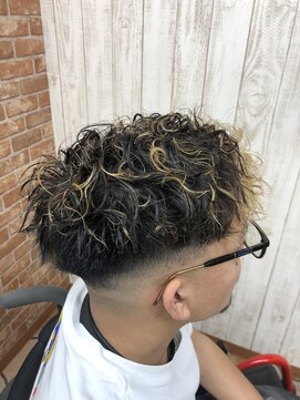 美容室セラヴィ フェード×パーマ