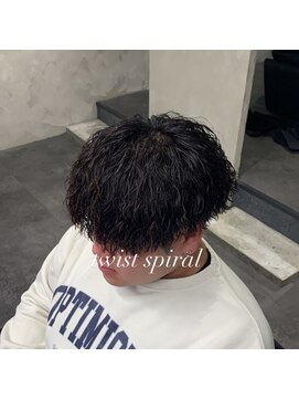 クロー(CROW) カット×ツイストスパイラル