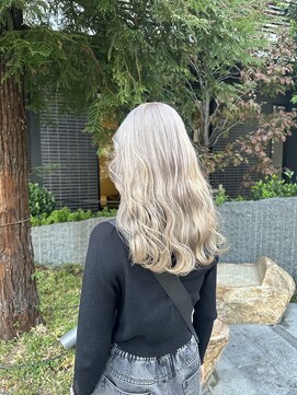 テテ(TETE) ミルクティグレージュ　心斎橋×長堀橋