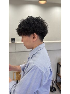 ヴィヴェンテ(VIVENTE.) ショートウェーブパーマ