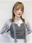 ワンブリーチ ベージュ 顔周りレイヤー