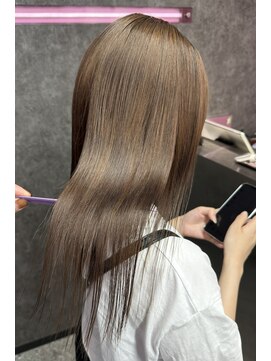 スライバイリアオオサカ(Sly By Ria OSAKA) 髪質改善/酸熱トリートメント/オリーブカラー【梅田】【大阪】