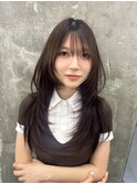 ハイライトカラーミルクティーベージュレイヤーカット