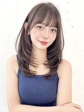 ヘアラウンジ ビーチ 青山 外苑前(hair lounge BEACH) ワンカールでかわいいロングレイヤーフルバング柔らかベージュ