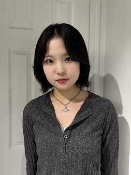 グレージュ/ボブカット/透明感カラー【藤野はるひ】