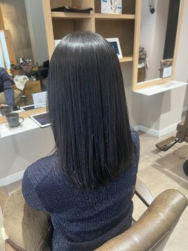 アルフレッド 桜本町店(alfRed) 触れたくなる艶感と柔らかさ 自然にまとまる酸性ストレート