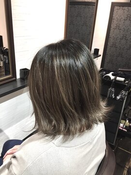 クリア(clear) スモーキーアッシュグラデーション