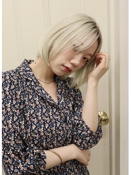 オペラ 調布店(OPERA by BALLEThair) ペールグリーンボブ/ホワイトグレージュネビージュ