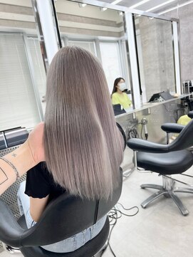 イキ 表参道(iki omotesando) 大人ガーリー/モード/チョコレート[表参道駅]