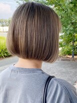 カムジーヘッドカミノウラ(COMEGHEAD KAMINOURA)&nbsp;大人ショートボブ丸みショートカットマッシュショート前髪あり