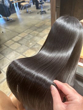 エル バイ ロンド 関(elle by Lond) [elle by lond]栗原　瑠世　さらさら滑らか美髪 U