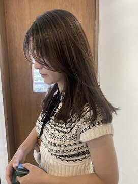 ハグ 横浜(HUG) 抜け感レイヤーカット