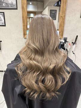 サニー 渋谷(SUNNY) バレイヤージュ、ハイライト、レイヤーロング、グレーベージュ