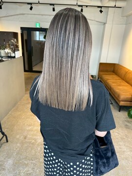 メリー オオサカ(Merly Osaka) 絶対的人気!ベージュバレイヤージュ