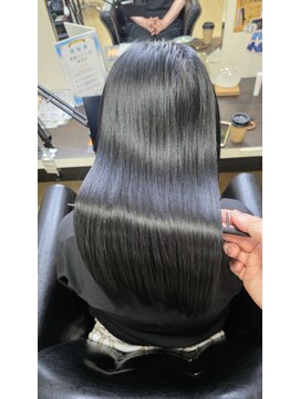 ルーミールーム(RoomieRoom) 髪質改善ストレートによる髪の質感改善