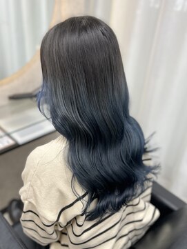 黒髪クラゲヘアーオリーブグレー小顔ココアベージュ