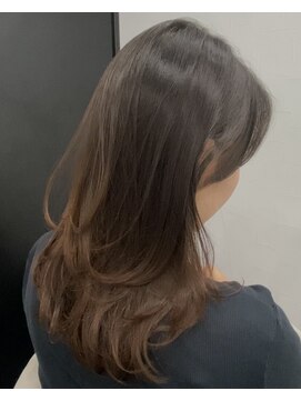 ピリオド 赤坂(Period.) ミディアムレイヤーカット 髪質改善ケラテイン 赤坂見附