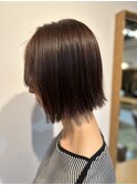 顎下3センチ切りっぱなし大人ボブ